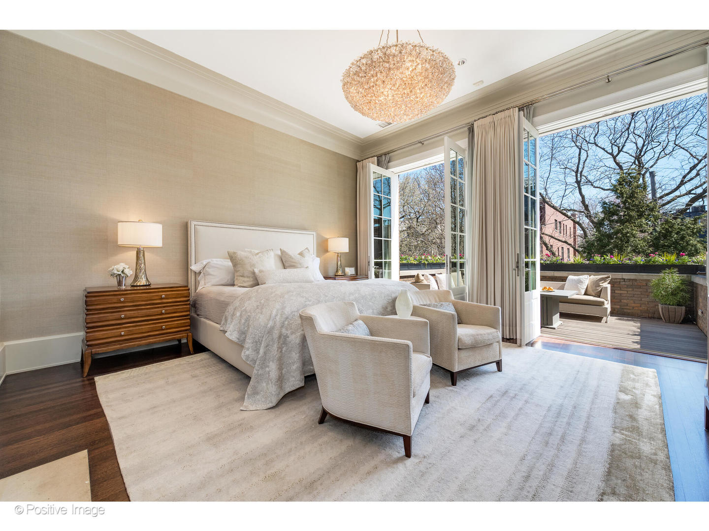 1853 North Burling Street Chicago IL 60614