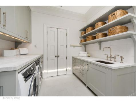 1853 North Burling Street Chicago IL 60614