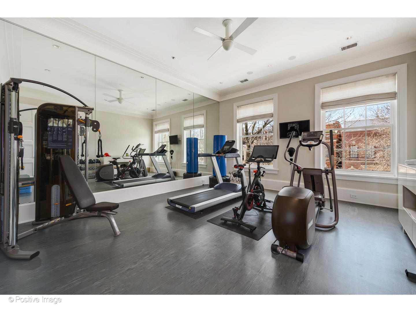 1853 North Burling Street Chicago IL 60614