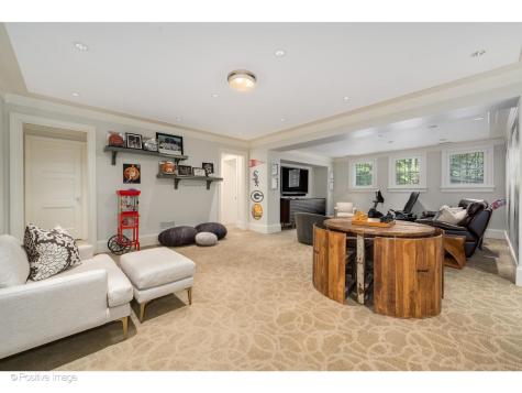 1853 North Burling Street Chicago IL 60614