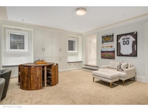 1853 North Burling Street Chicago IL 60614