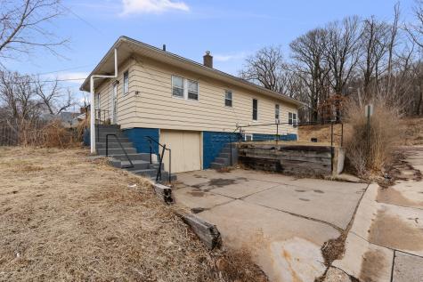 3940 12TH Street Rock Island IL 61201