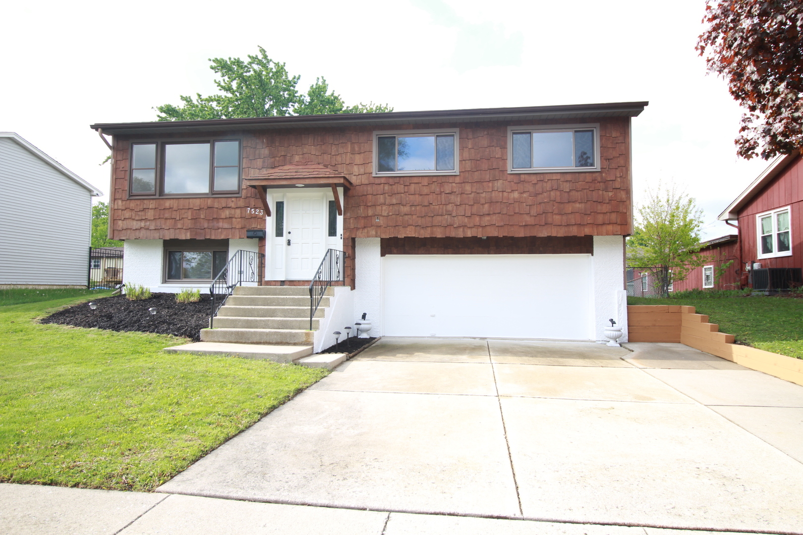 7523 Nottingham Drive Tinley Park IL 60477