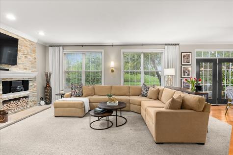 2315 Pagosa Springs Drive Aurora IL 60503
