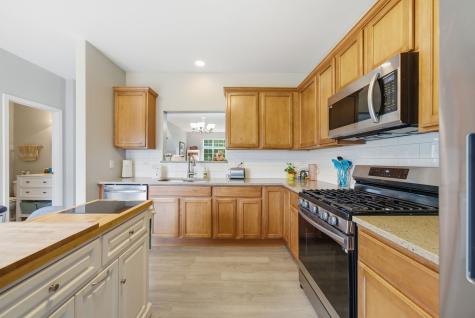 8992 Disbrow Street Huntley IL 60142