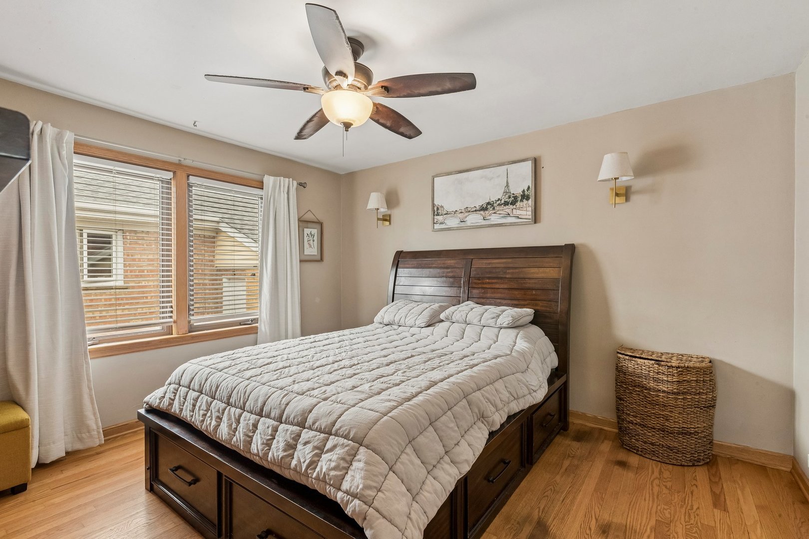 5742 South Rutherford Avenue Chicago IL 60638