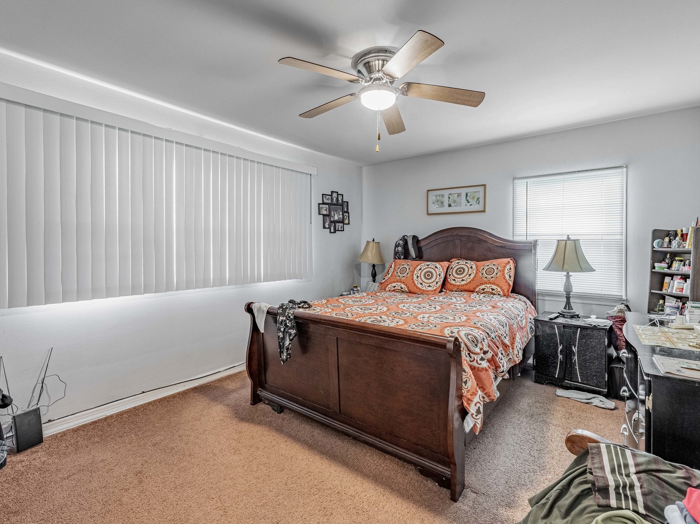 1045 Palace Street Aurora IL 60506