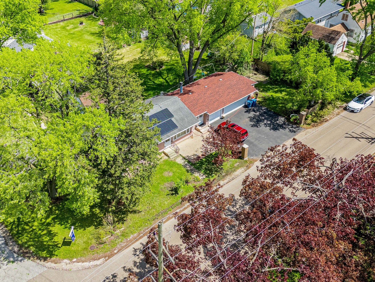 1045 Palace Street Aurora IL 60506