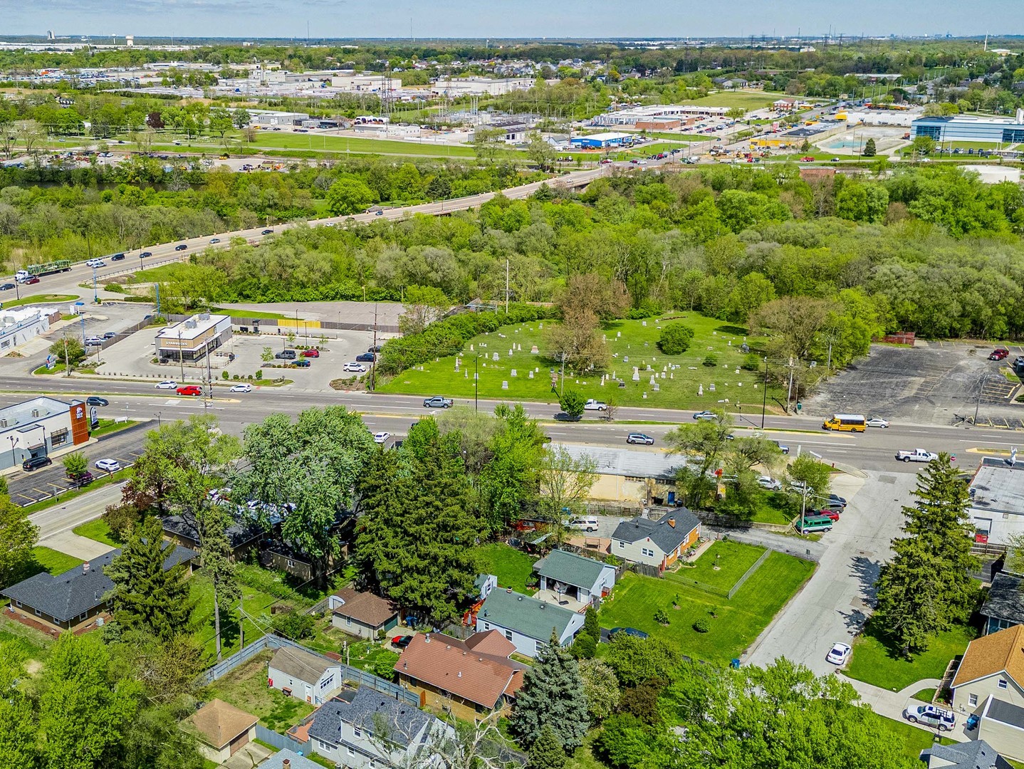 1045 Palace Street Aurora IL 60506