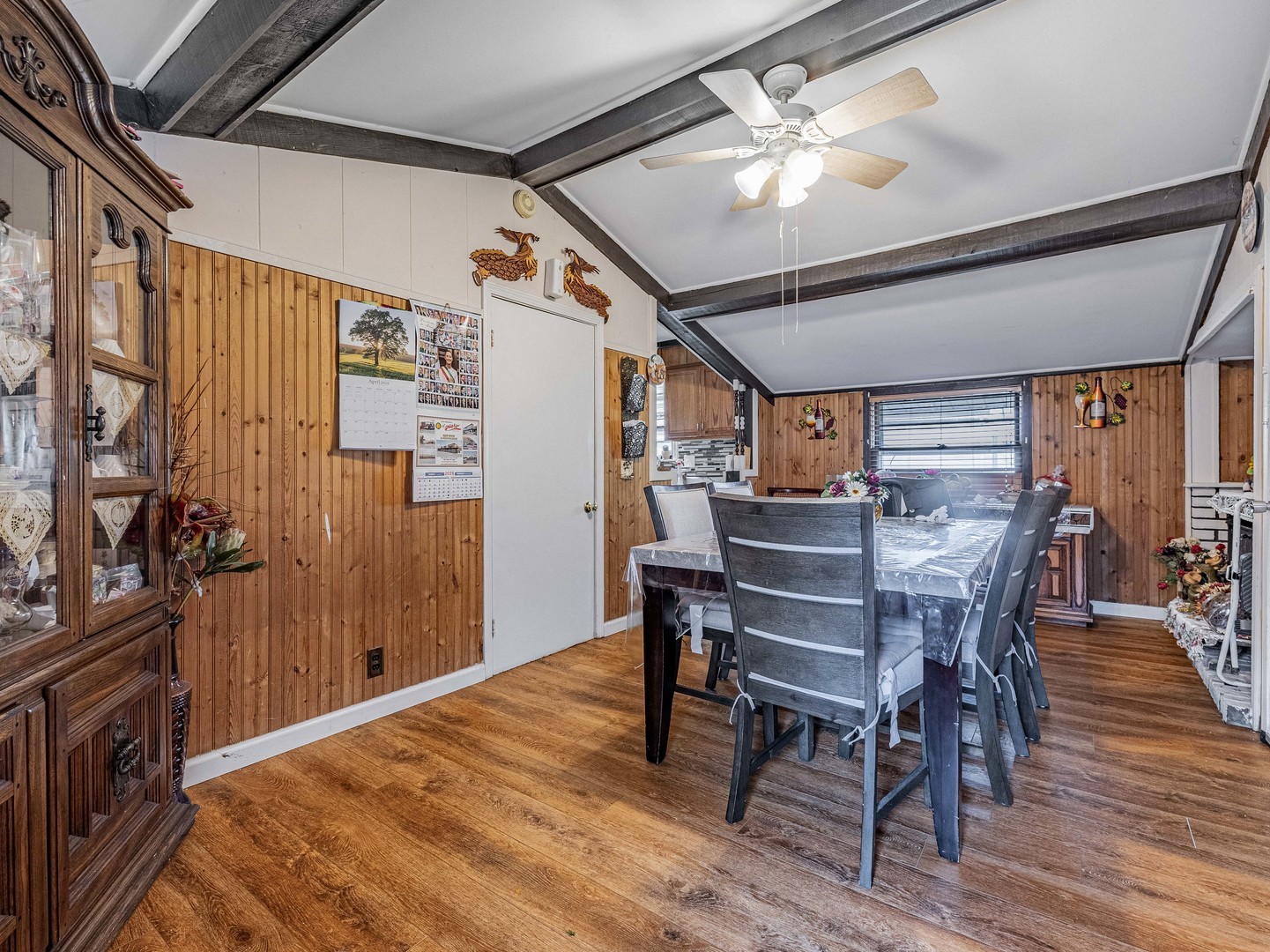 1045 Palace Street Aurora IL 60506