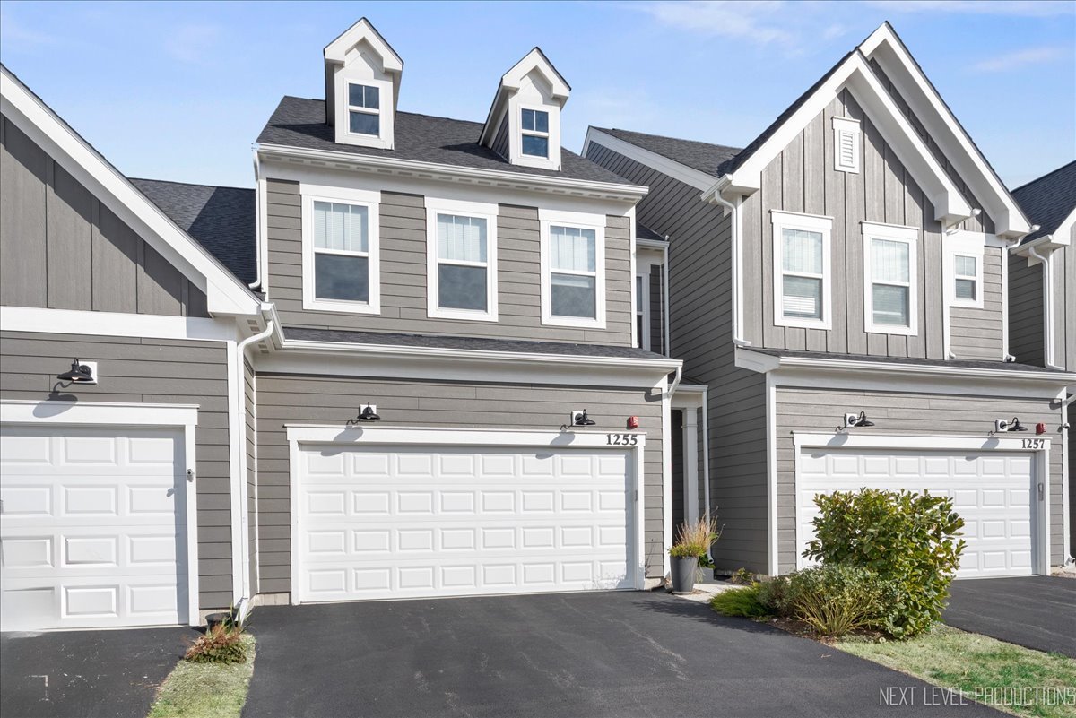 1255 Josiah Road Naperville IL 60563