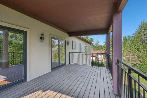 1744 Walnut Circle Northbrook IL 60062