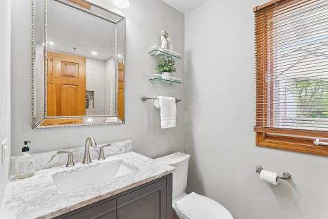 2212 Crystal Way Crystal Lake IL 60012