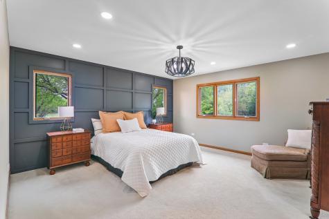 2212 Crystal Way Crystal Lake IL 60012