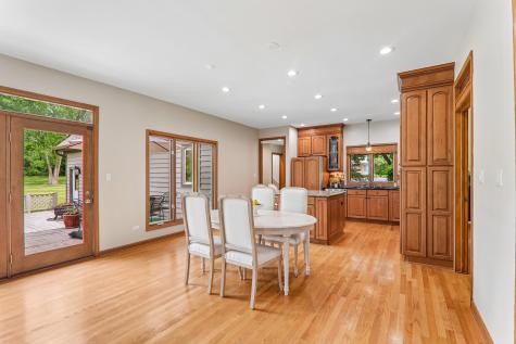 2212 Crystal Way Crystal Lake IL 60012