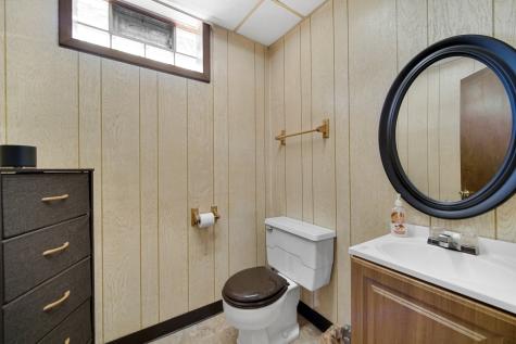 18443 Maple Street Lansing IL 60438