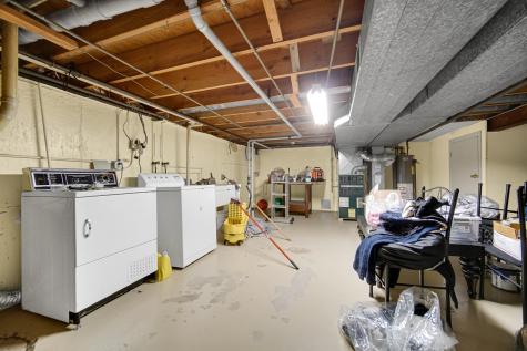 18443 Maple Street Lansing IL 60438