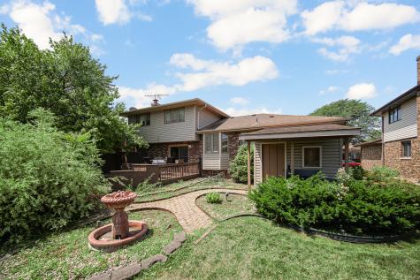 18443 Maple Street Lansing IL 60438