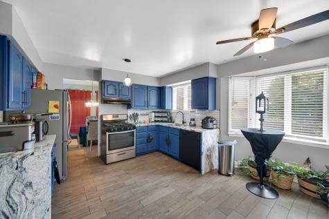 18443 Maple Street Lansing IL 60438