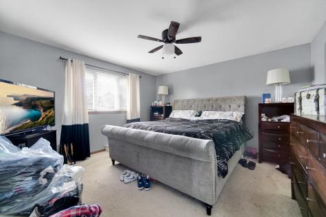 18443 Maple Street Lansing IL 60438