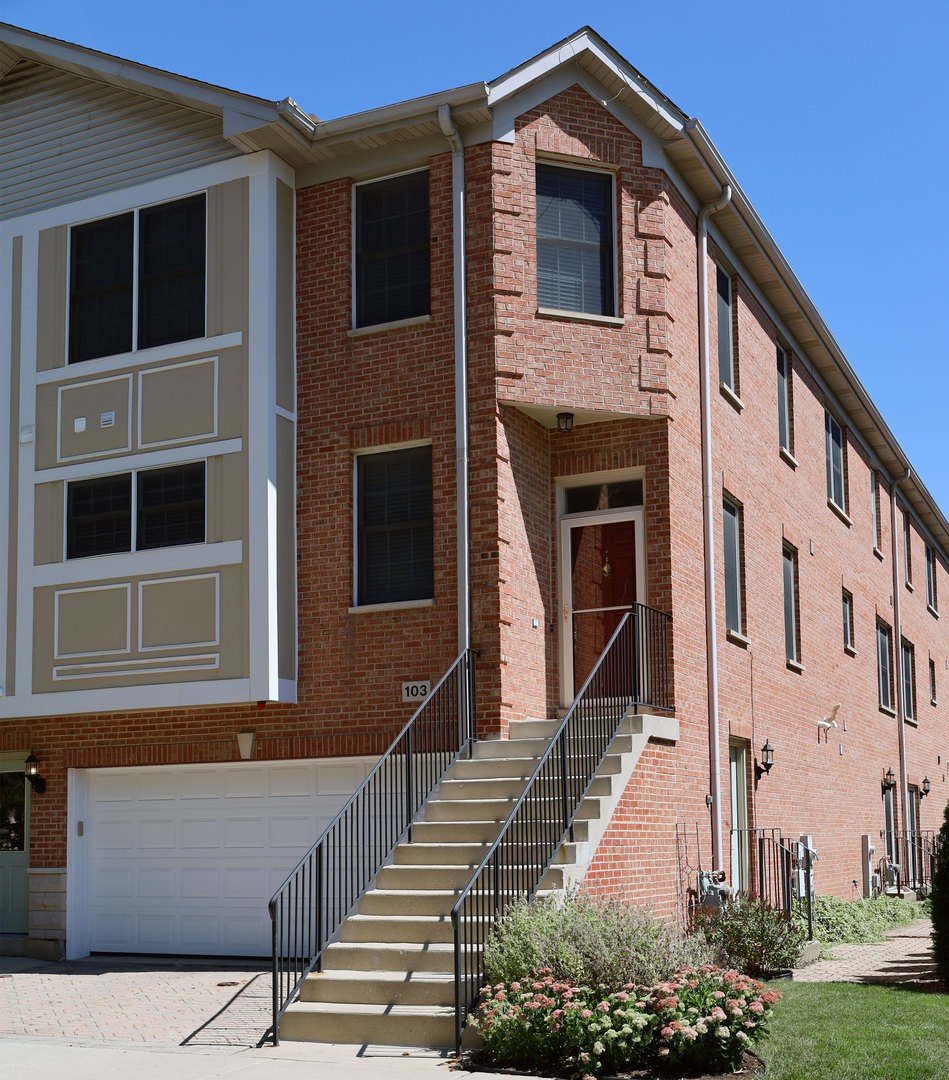 103 South Evergreen Avenue Arlington Heights IL 60005