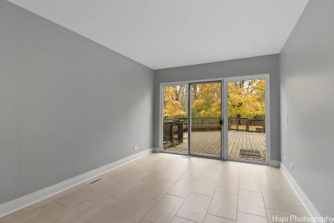 11 Lakewood Drive Bannockburn IL 60015