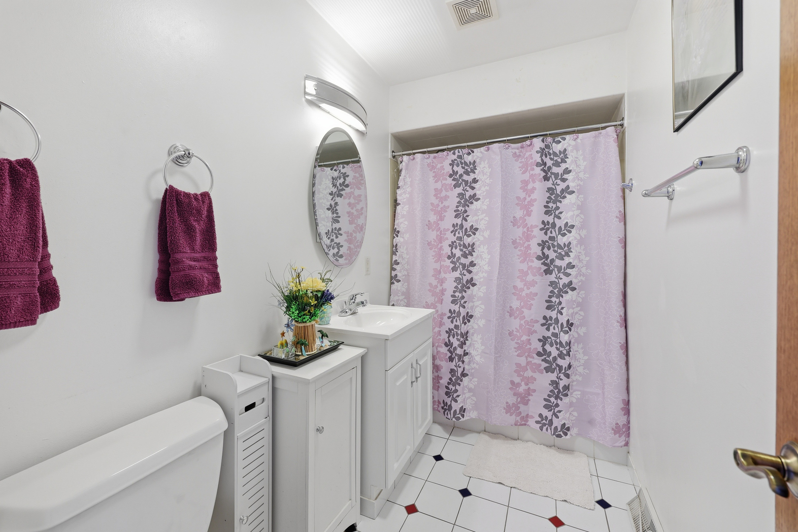 329 East Myrick Avenue Addison IL 60101