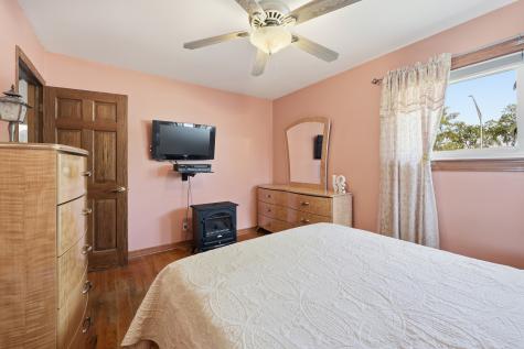 329 East Myrick Avenue Addison IL 60101