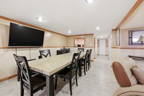 329 East Myrick Avenue Addison IL 60101