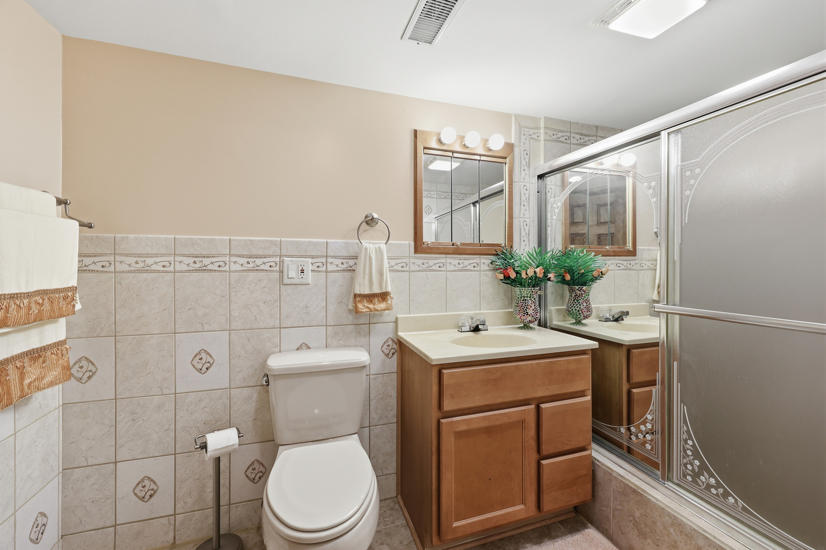 329 East Myrick Avenue Addison IL 60101