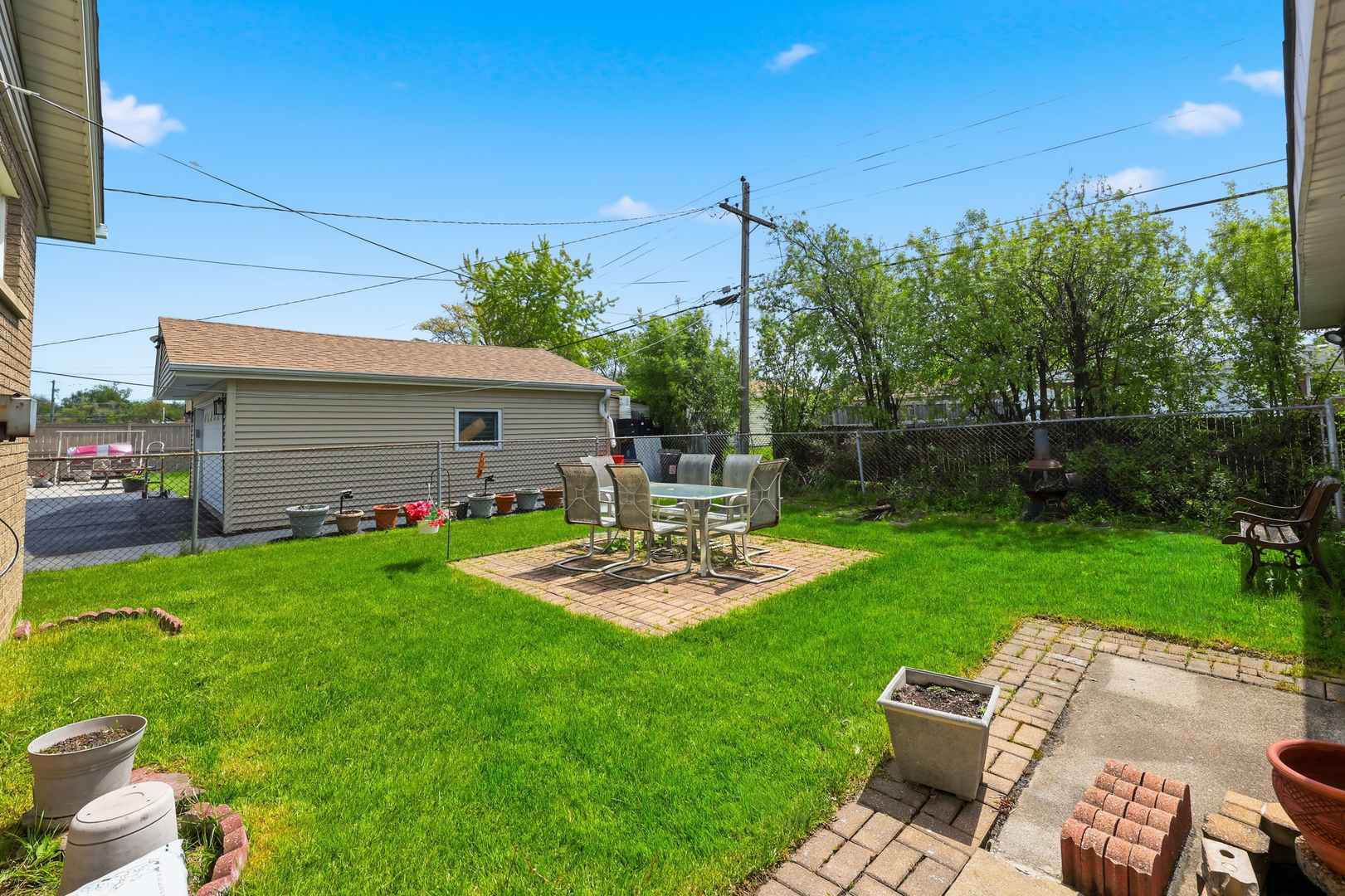 329 East Myrick Avenue Addison IL 60101