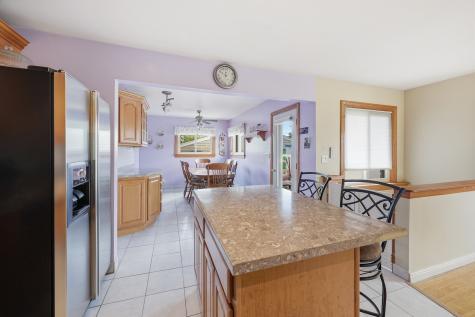 329 East Myrick Avenue Addison IL 60101