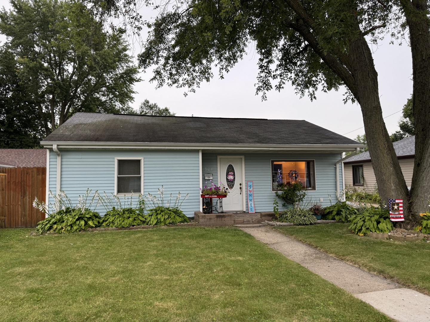 1308 Douglas Drive Sterling IL 61081