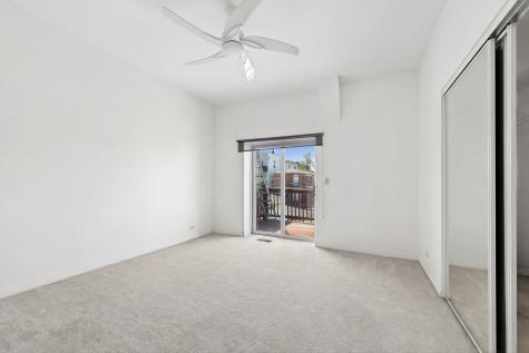 734 South Oakley Boulevard Chicago IL 60612