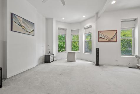 734 South Oakley Boulevard Chicago IL 60612