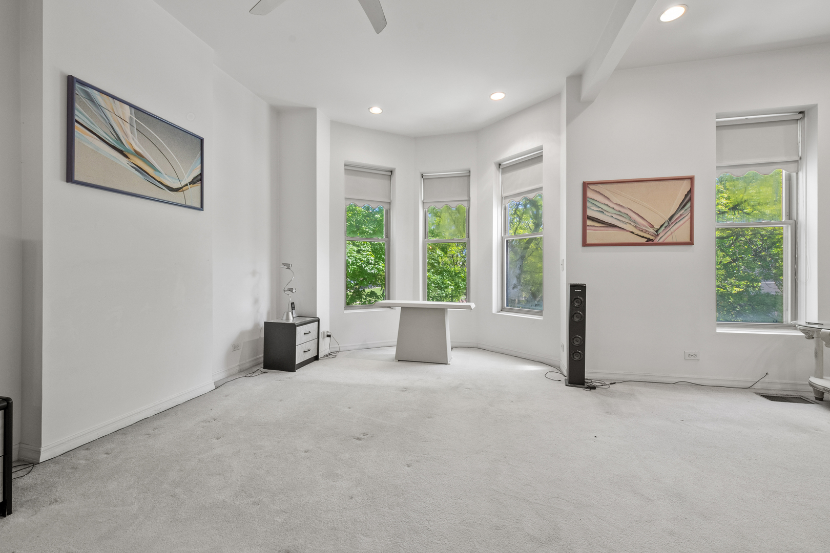 734 South Oakley Boulevard Chicago IL 60612