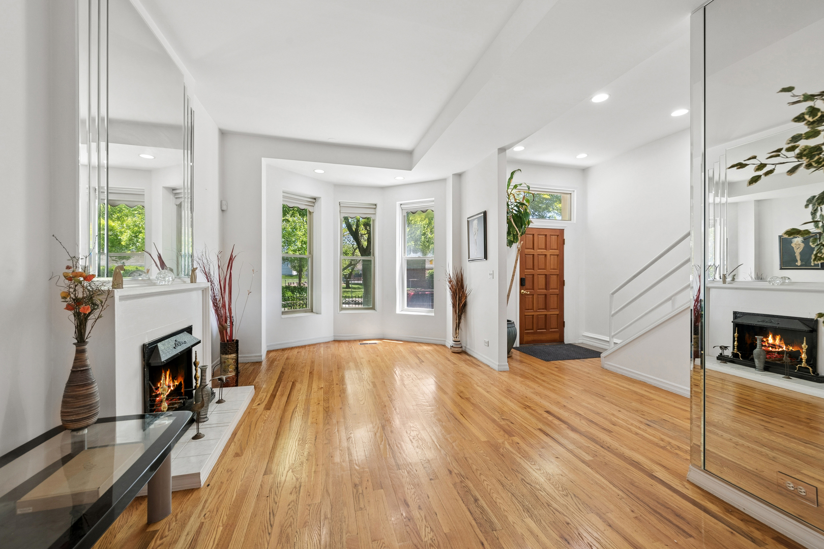 734 South Oakley Boulevard Chicago IL 60612
