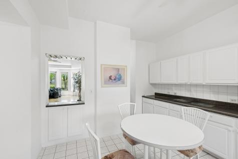734 South Oakley Boulevard Chicago IL 60612