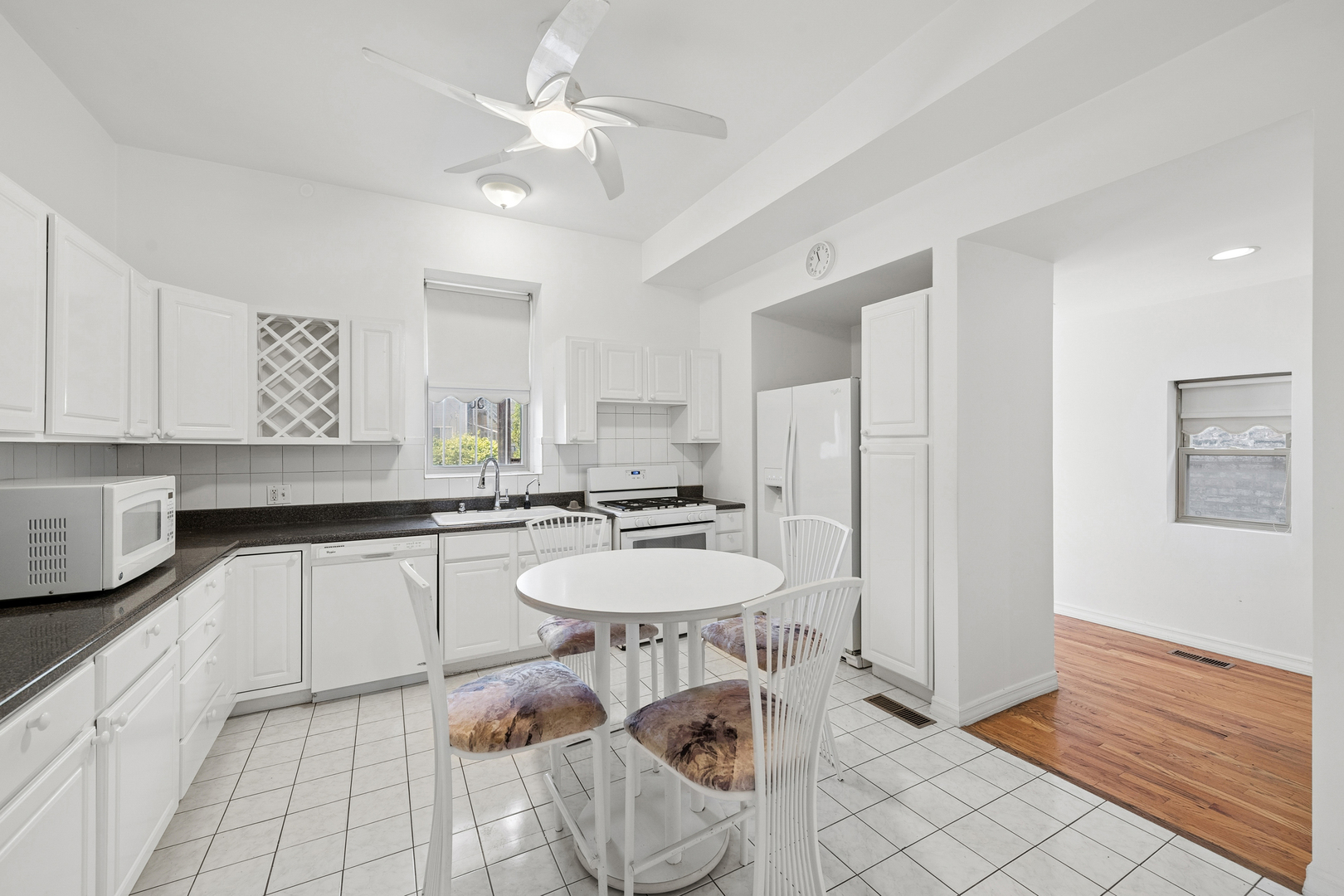 734 South Oakley Boulevard Chicago IL 60612
