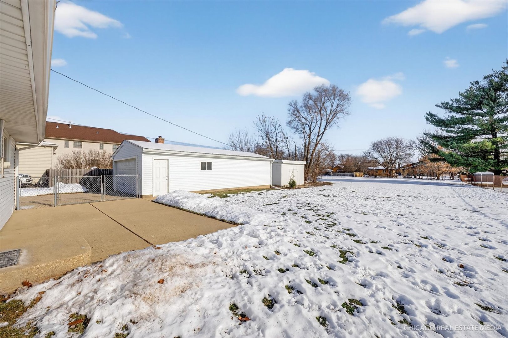 871 South Chatham Avenue Addison IL 60101