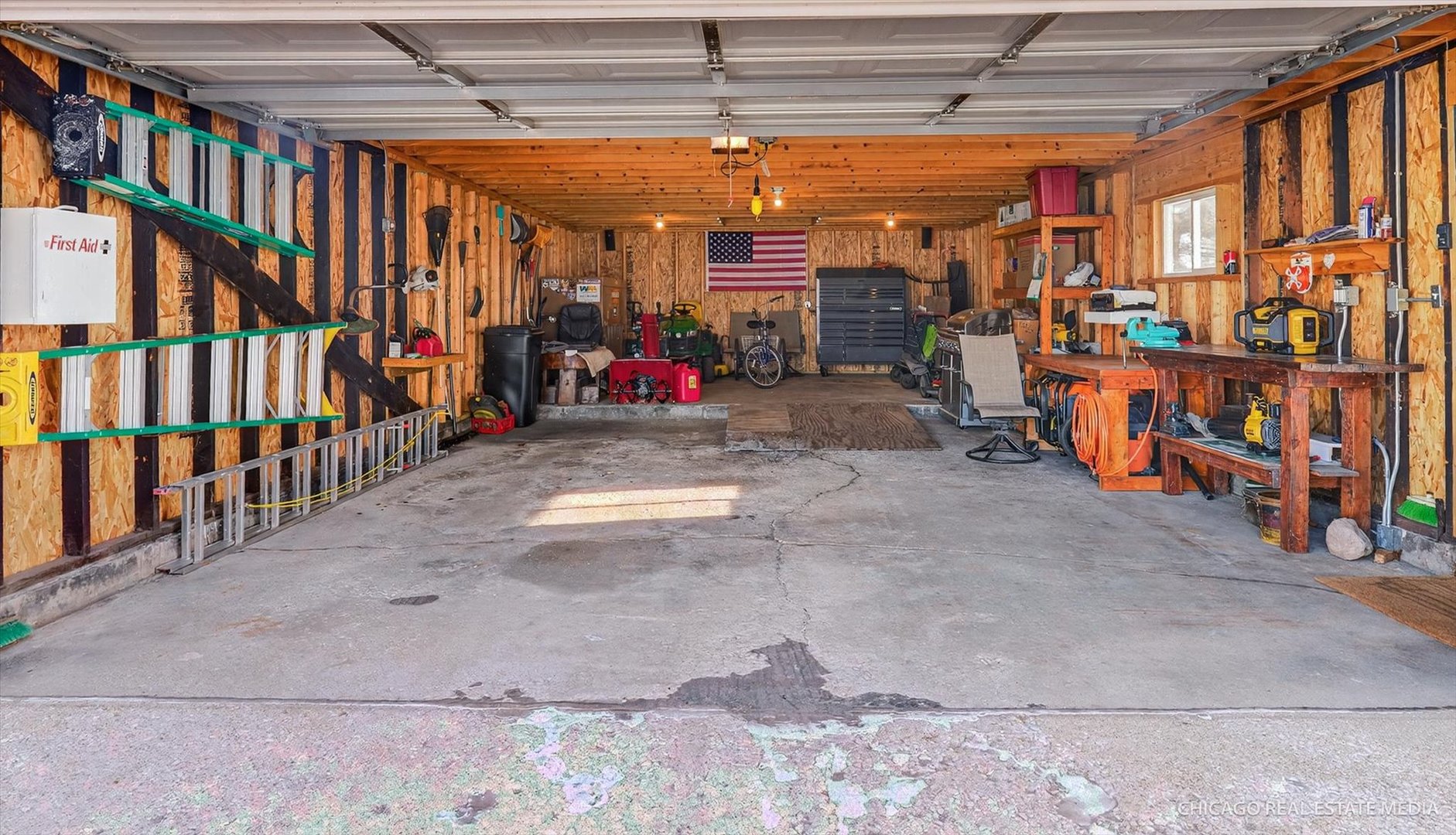 871 South Chatham Avenue Addison IL 60101