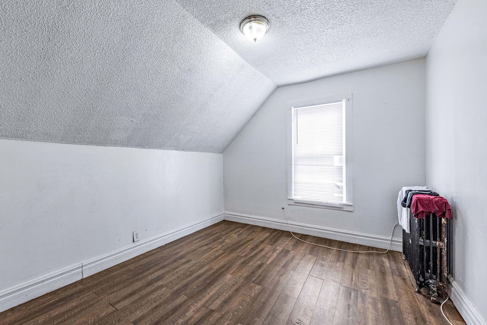 7526 South Merrill Avenue Chicago IL 60649