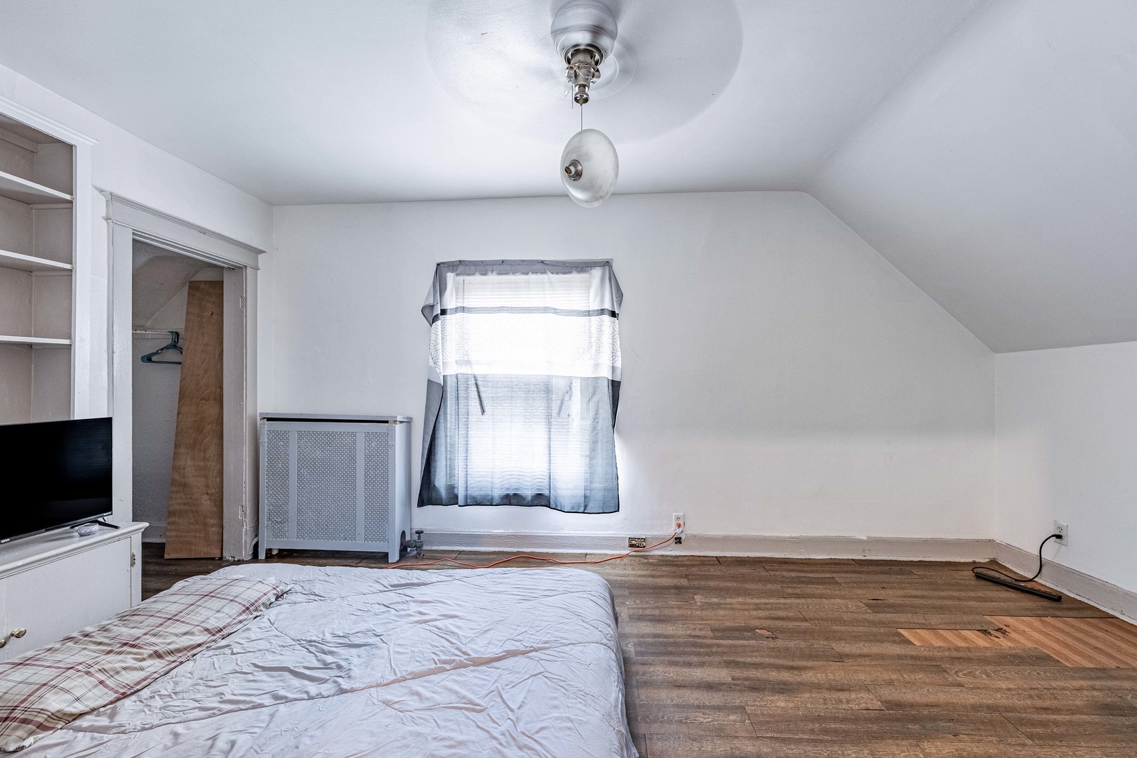 7526 South Merrill Avenue Chicago IL 60649