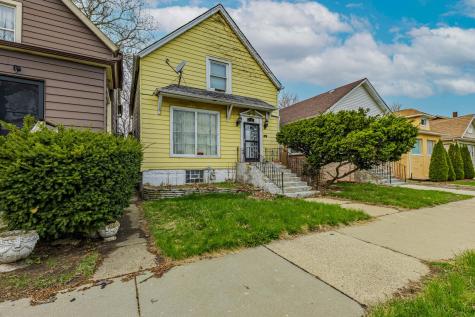 7526 South Merrill Avenue Chicago IL 60649
