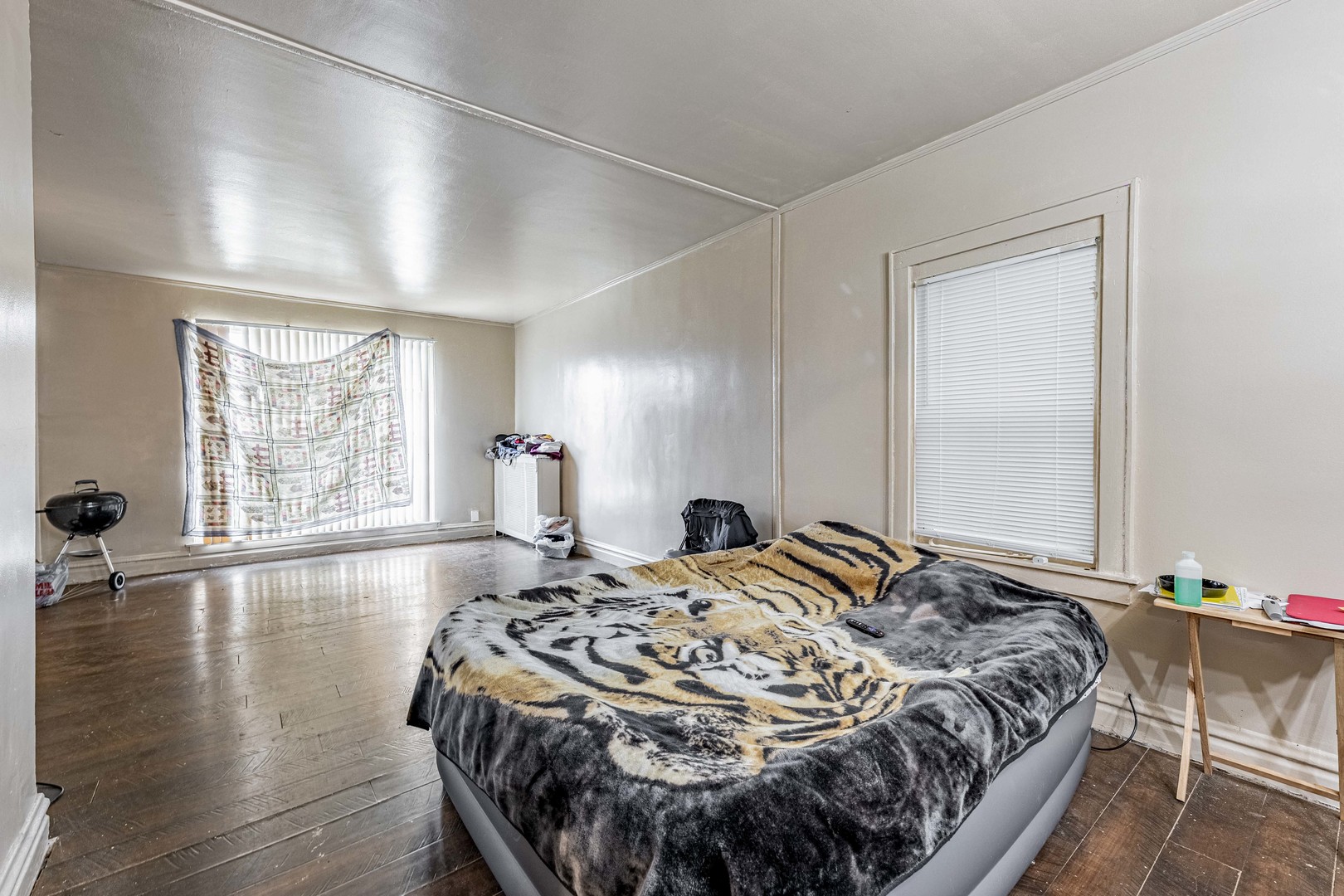 7526 South Merrill Avenue Chicago IL 60649