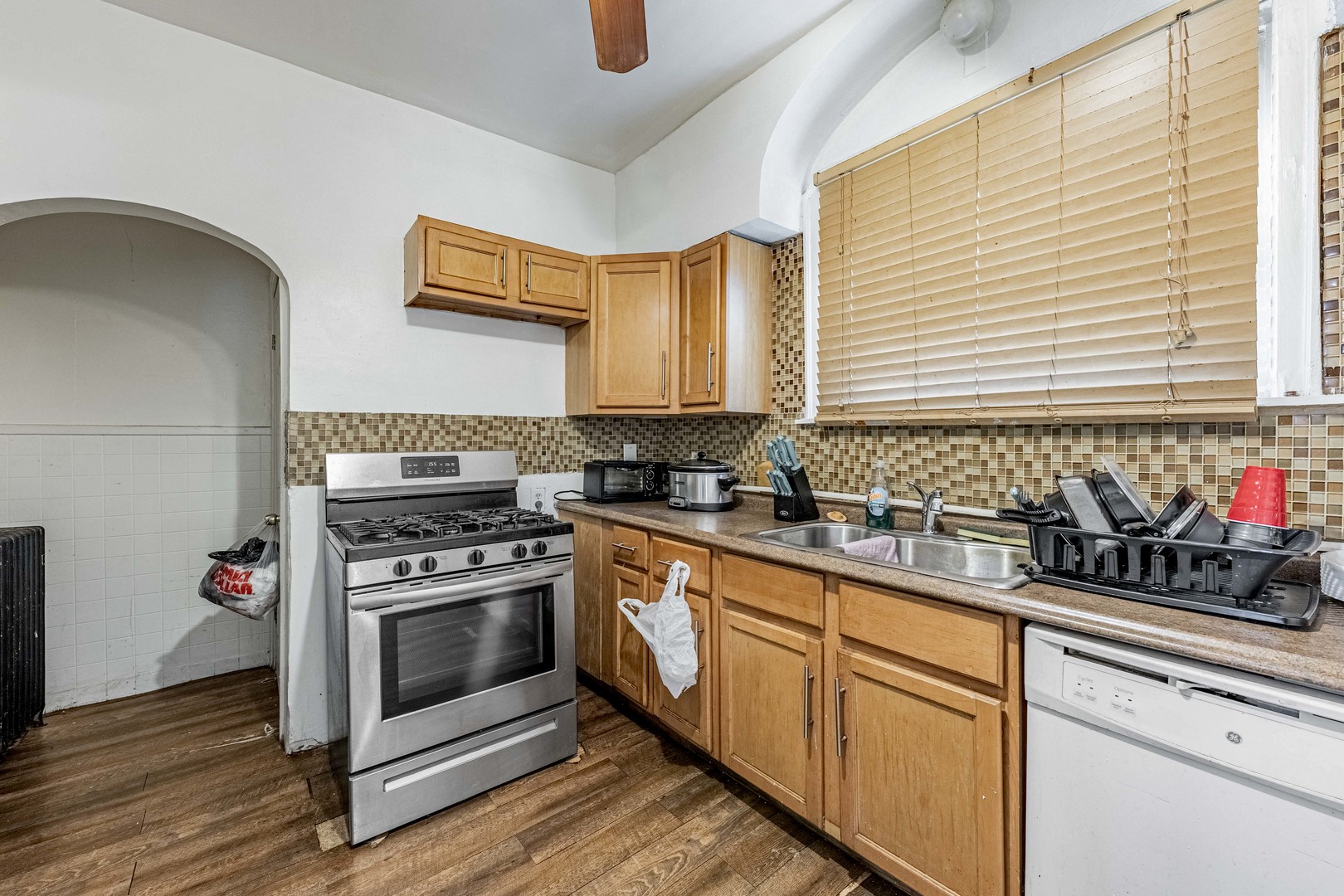 7526 South Merrill Avenue Chicago IL 60649