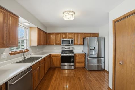 2300 Wesmere Lakes Drive Plainfield IL 60586