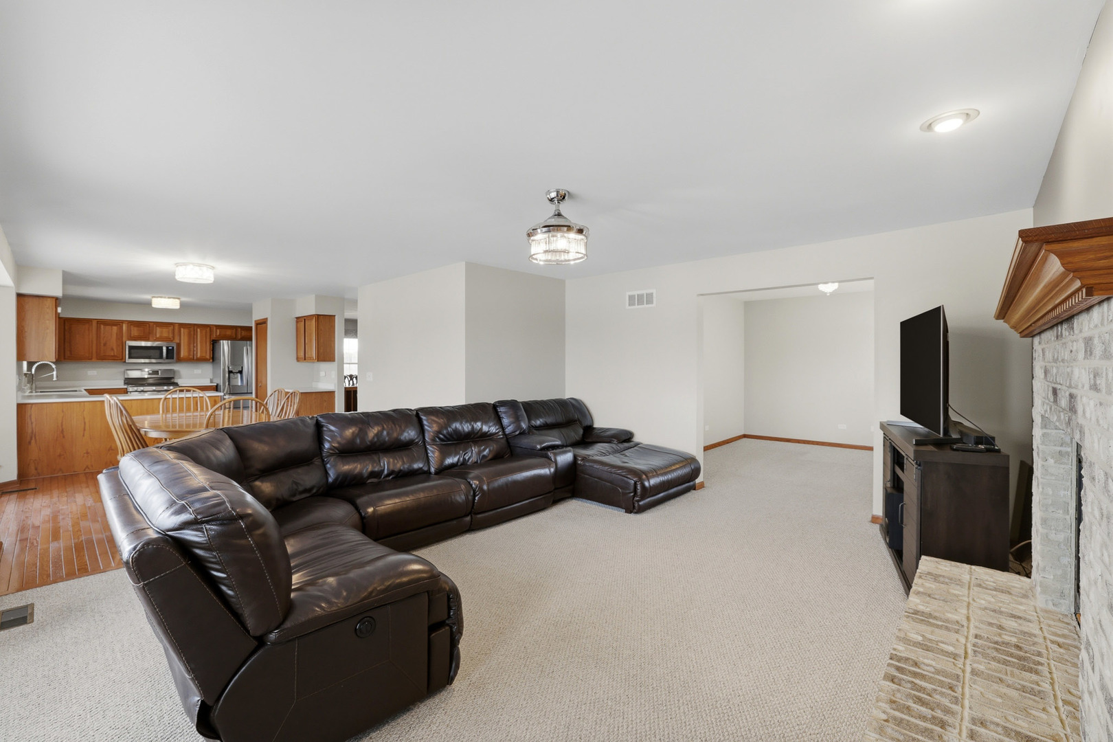 2300 Wesmere Lakes Drive Plainfield IL 60586