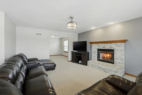 2300 Wesmere Lakes Drive Plainfield IL 60586