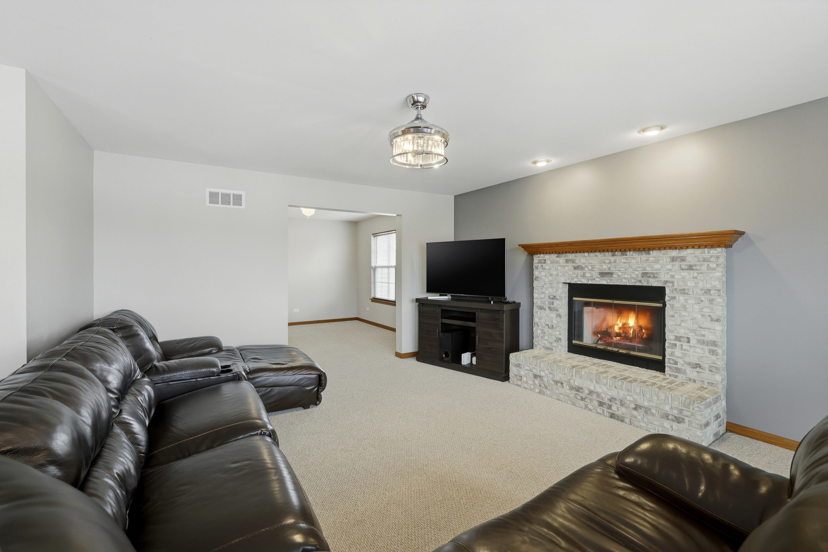 2300 Wesmere Lakes Drive Plainfield IL 60586